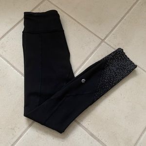 Lululemon Black Tight Stuff Tight 25”